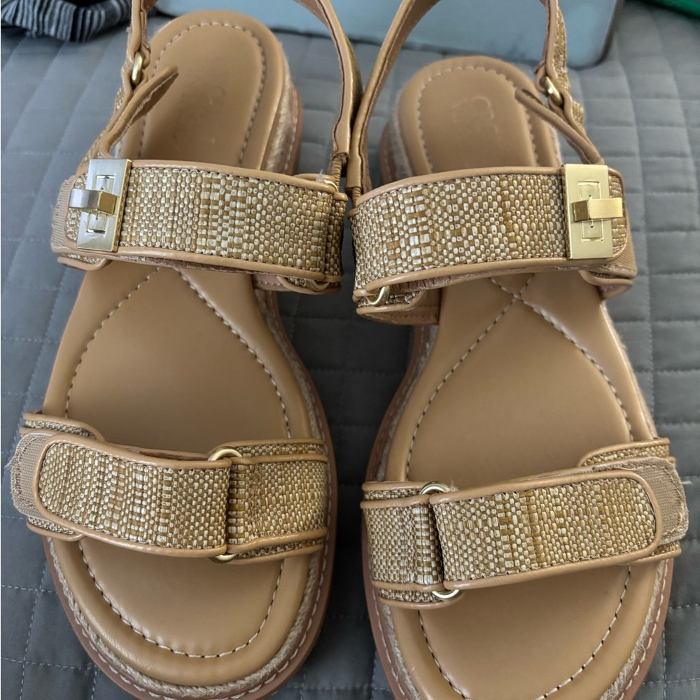 Crown Vintage Tan Sandals with Metallic Accents